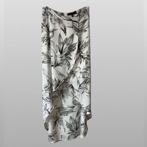 Floral Dynamite Wrap Hi Low Skirt - Small